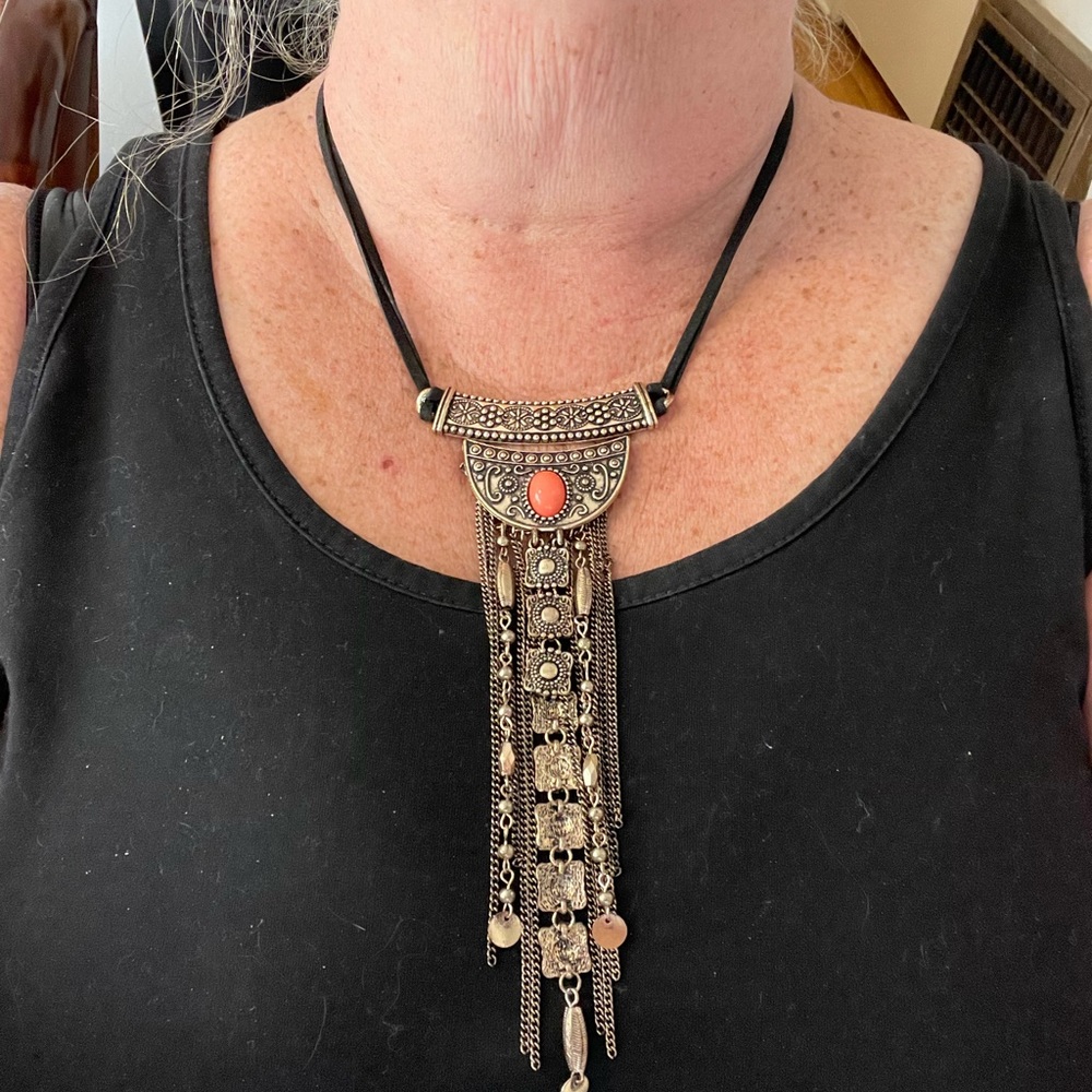 Egyptian revival necklace that will look great with a plunging neckline or solid